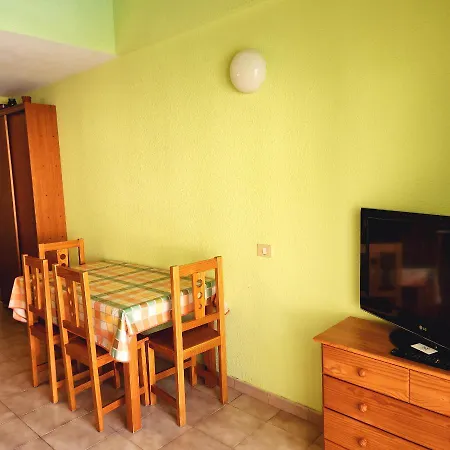 Apartmán Do Not Use One Bedroom With Pool And Mountain Views